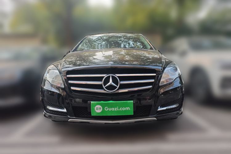 Used Mercedes-Benz R-Class 2017 R 400 4MATIC Exclusive Edition Front