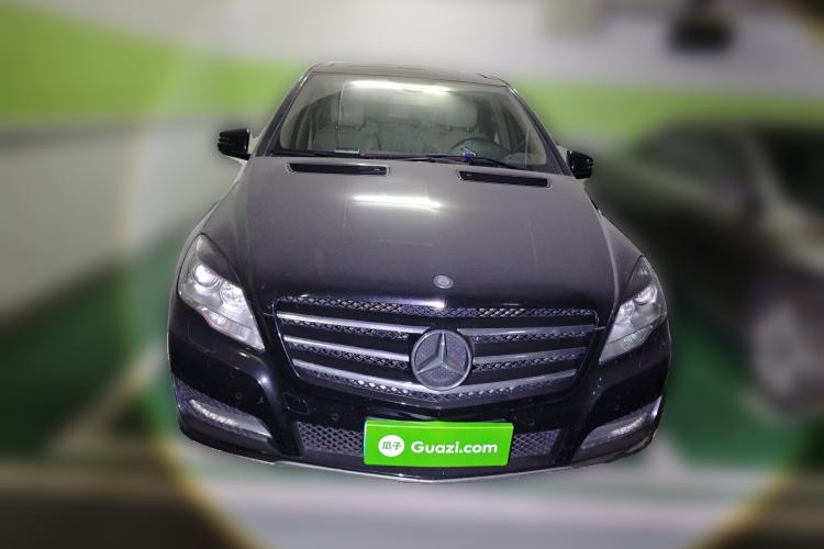 Used Mercedes-Benz R-Class 2017 R 320 4MATIC Business Edition Prestige Model Front