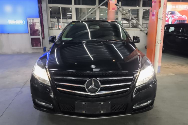 Used Mercedes-Benz R-Class 2017 R 320 4MATIC Business Edition Prestige Model Front