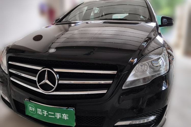 Used Mercedes-Benz R-Class 2017 R 320 4MATIC Business Edition Prestige Model Front