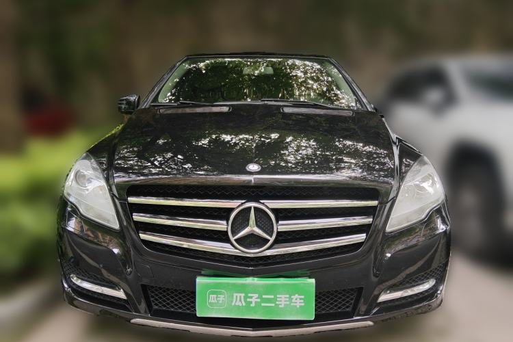 Used Mercedes-Benz R-Class 2017 R 320 4MATIC Business Edition Prestige Model Front