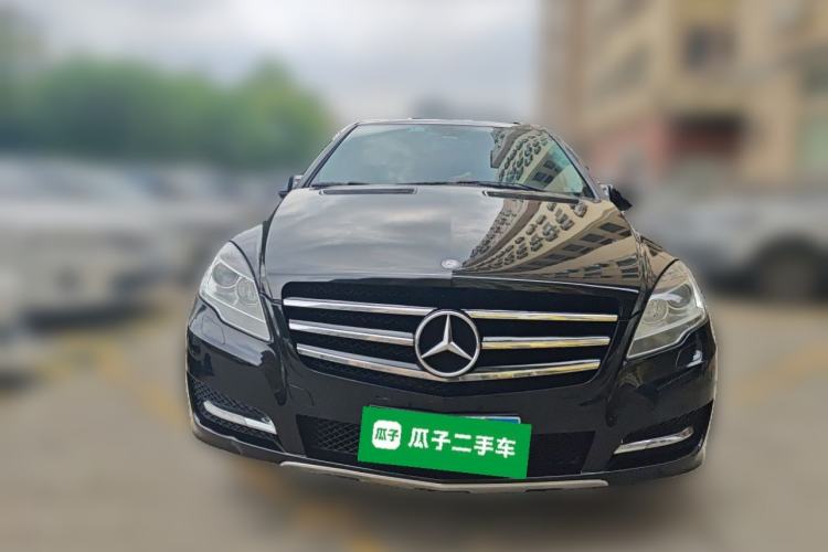 Used Mercedes-Benz R-Class 2017 R 320 4MATIC Business Edition Prestige Model Front