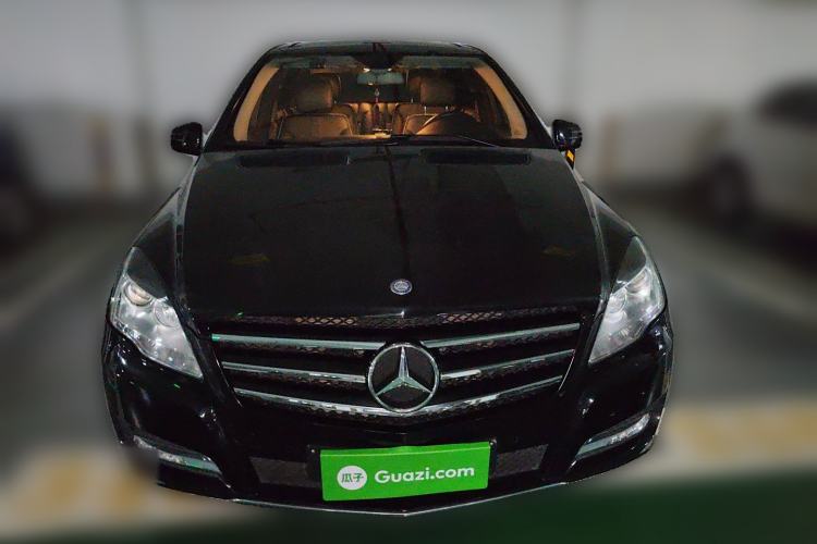 Used Mercedes-Benz R-Class 2017 R 320 4MATIC Luxury Collection Edition Front