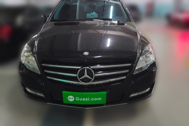Used Mercedes-Benz R-Class 2017 R 320 4MATIC Business Edition Prestige Model Front