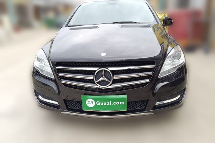 Used Mercedes-Benz R-Class 2017 R 320 4MATIC Business Edition Prestige Model Front