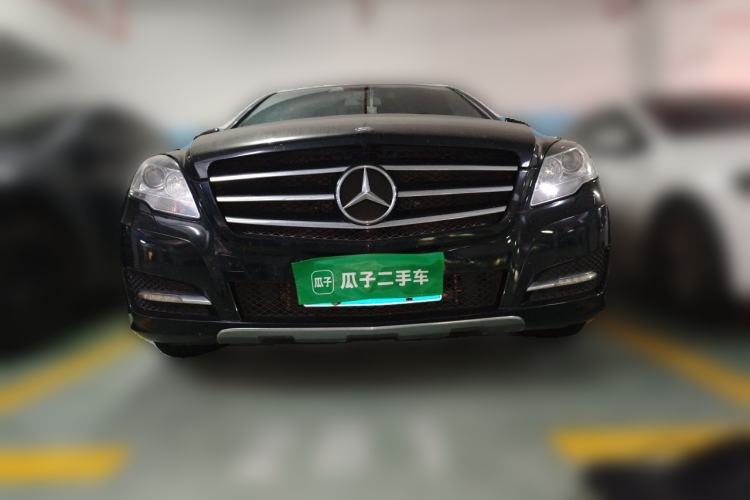 Used Mercedes-Benz R-Class 2017 R 320 4MATIC Business Edition Prestige Model Front