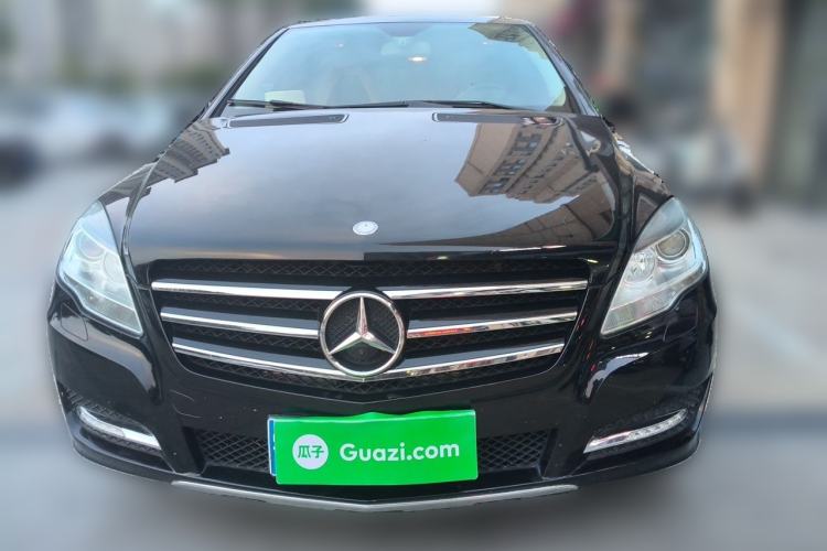 Used Mercedes-Benz R-Class 2017 R 320 4MATIC Business Edition Prestige Model Front
