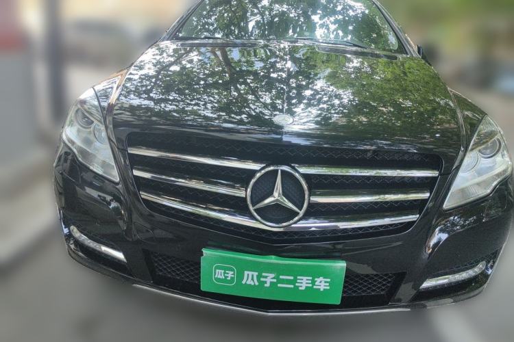 Used Mercedes-Benz R-Class 2017 R 320 4MATIC Business Edition Prestige Model Front