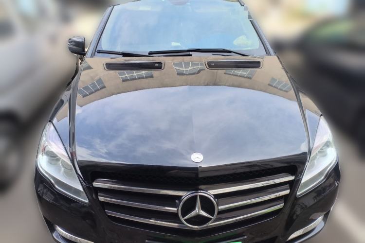 Used Mercedes-Benz R-Class 2017 R 320 4MATIC Luxury Collection Edition Front