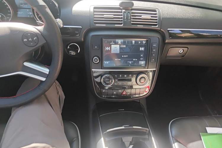 Used Mercedes-Benz R-Class 2017 R 320 4MATIC Business Edition Prestige Model Gear Lever