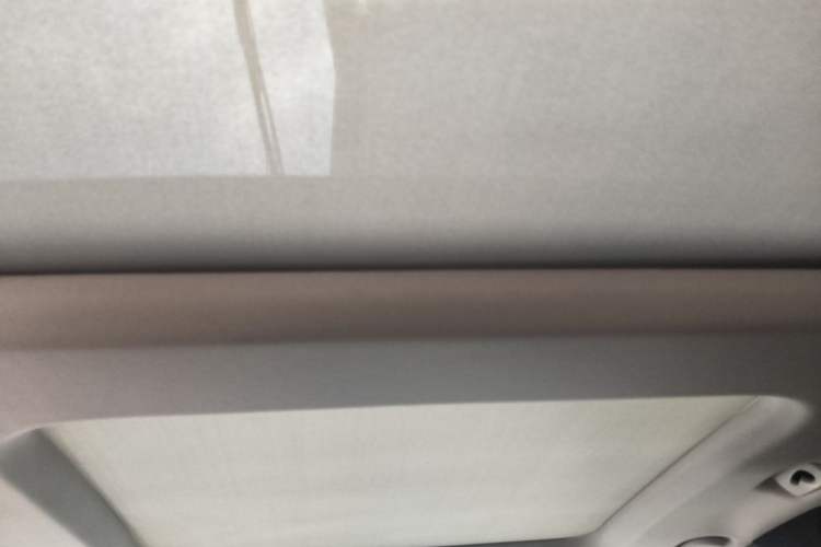 Used Mercedes-Benz R-Class 2017 R 320 4MATIC Business Edition Prestige Model Headliner