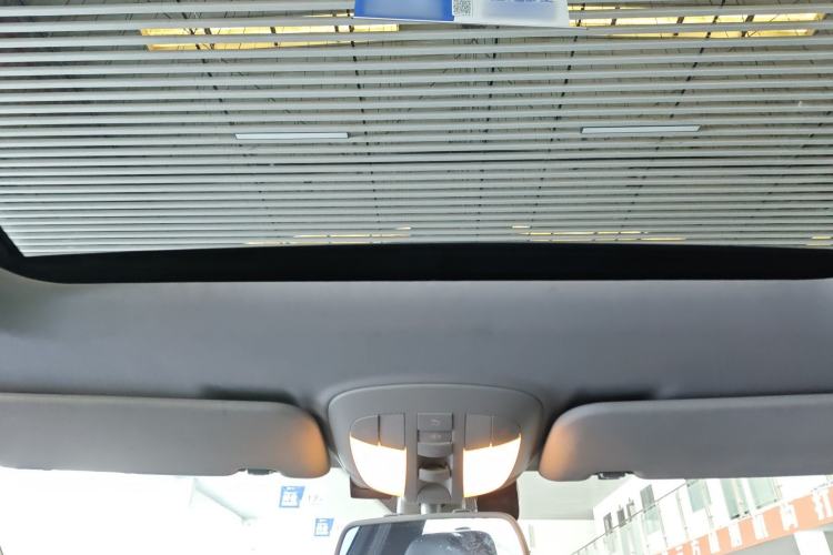Used Mercedes-Benz R-Class 2017 R 320 4MATIC Business Edition Prestige Model Headliner