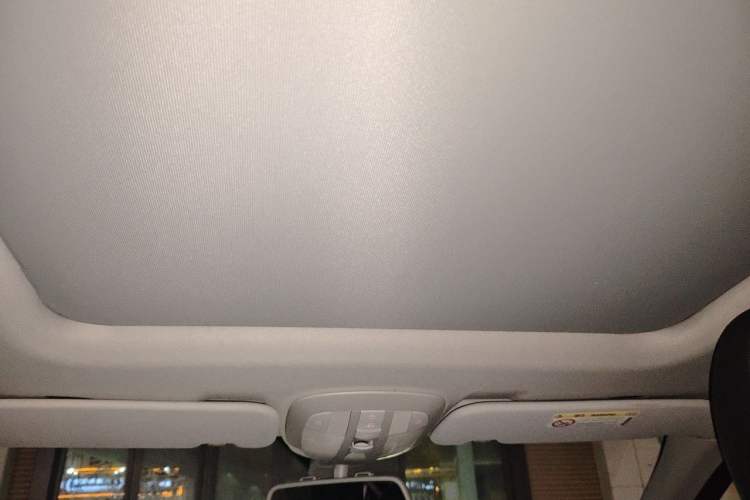 Used Mercedes-Benz R-Class 2017 R 400 4MATIC Exclusive Edition Headliner