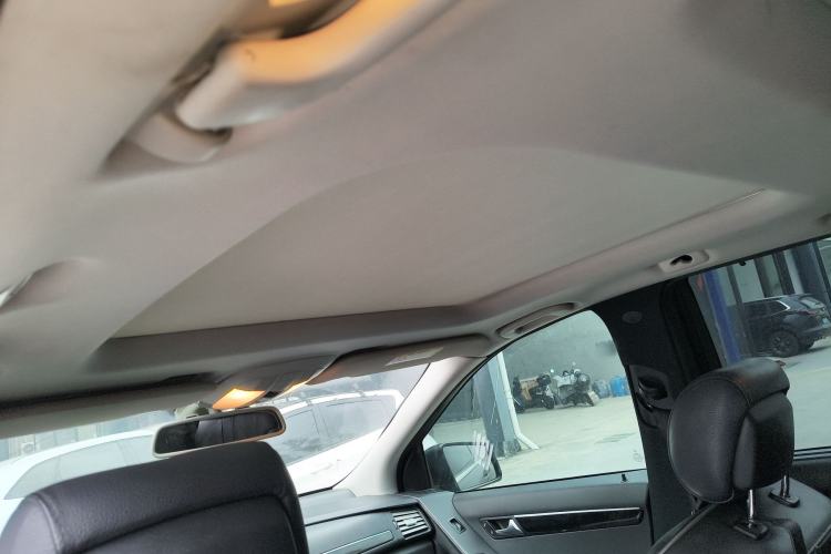 Used Mercedes-Benz R-Class 2017 R 320 4MATIC Business Edition Prestige Model Headliner