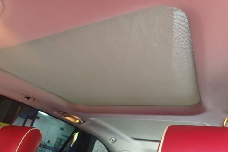 Used Mercedes-Benz R-Class 2017 R 320 4MATIC Business Edition Prestige Model Headliner