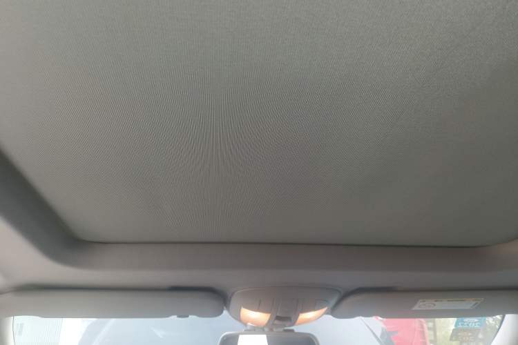 Used Mercedes-Benz R-Class 2017 R 320 4MATIC Business Edition Prestige Model Headliner