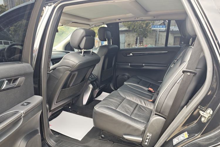 Used Mercedes-Benz R-Class 2017 R 320 4MATIC Business Edition Prestige Model Interior 5