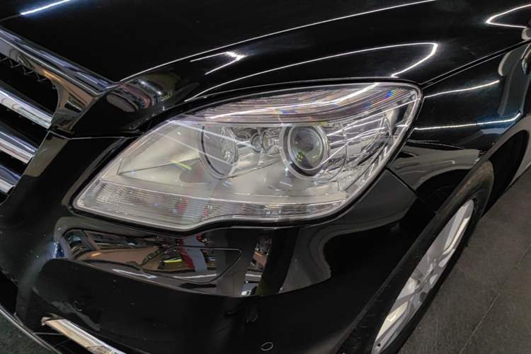Used Mercedes-Benz R-Class 2017 R 320 4MATIC Business Edition Prestige Model Left Front Headlight
