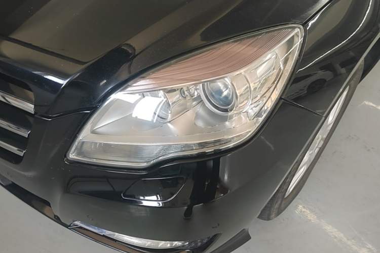 Used Mercedes-Benz R-Class 2017 R 320 4MATIC Business Edition Prestige Model Left Front Headlight