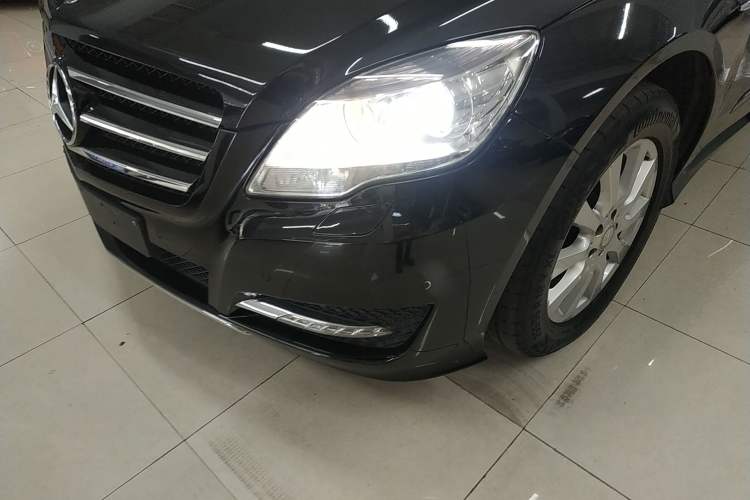 Used Mercedes-Benz R-Class 2017 R 320 4MATIC Business Edition Prestige Model Left Front Headlight