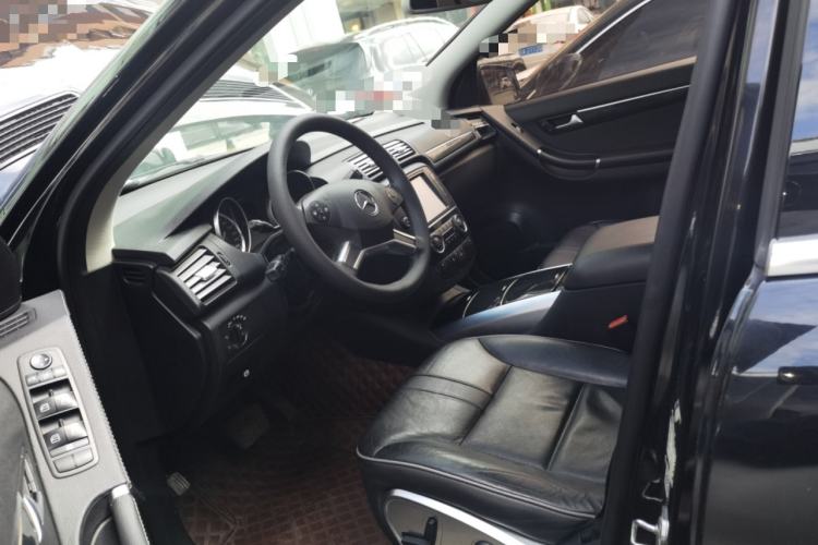 Used Mercedes-Benz R-Class 2017 R 320 4MATIC Business Edition Prestige Model Left Front Seat