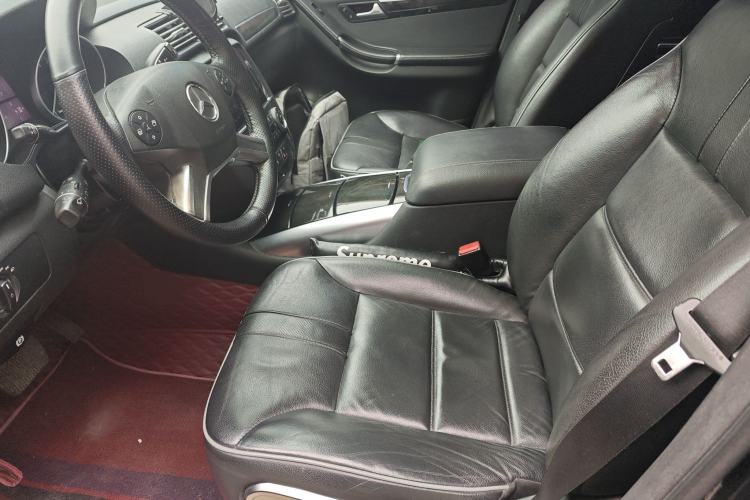 Used Mercedes-Benz R-Class 2017 R 320 4MATIC Business Edition Prestige Model Left Front Seat