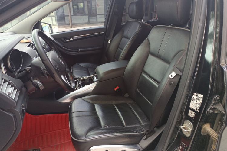 Used Mercedes-Benz R-Class 2017 R 320 4MATIC Business Edition Prestige Model Left Front Seat