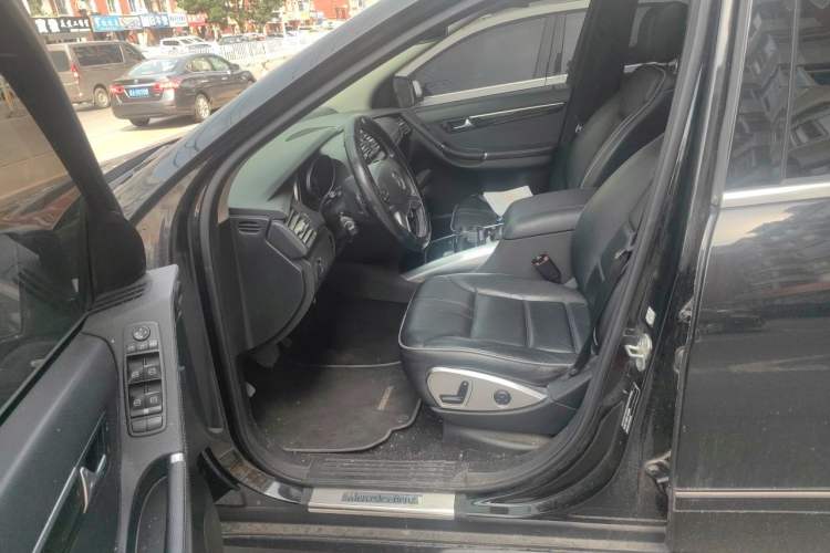 Used Mercedes-Benz R-Class 2017 R 320 4MATIC Business Edition Prestige Model Left Front Seat