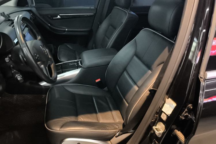 Used Mercedes-Benz R-Class 2017 R 320 4MATIC Business Edition Prestige Model Left Front Seat