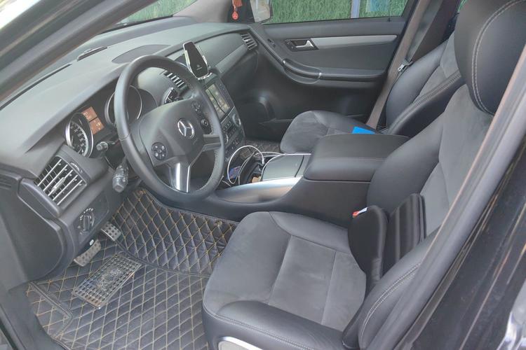 Used Mercedes-Benz R-Class 2017 R 320 4MATIC Business Edition Prestige Model Left Front Seat