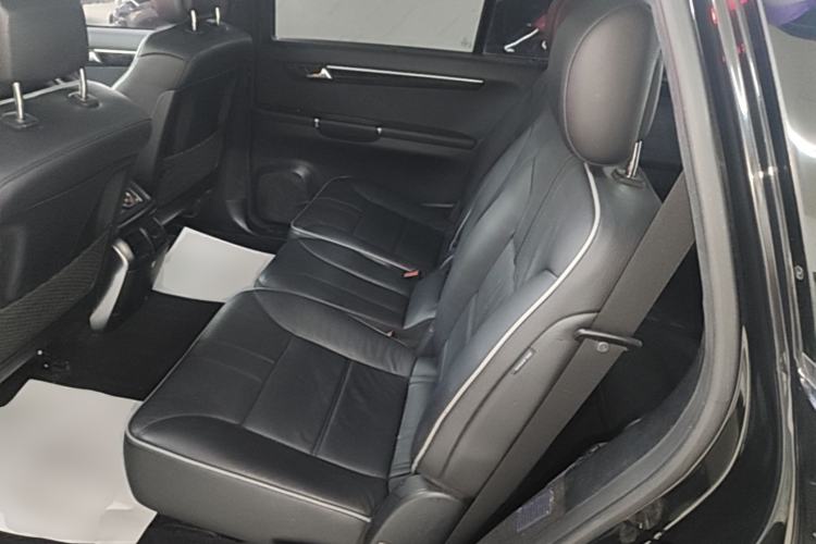 Used Mercedes-Benz R-Class 2017 R 320 4MATIC Business Edition Prestige Model Left Rear Seat