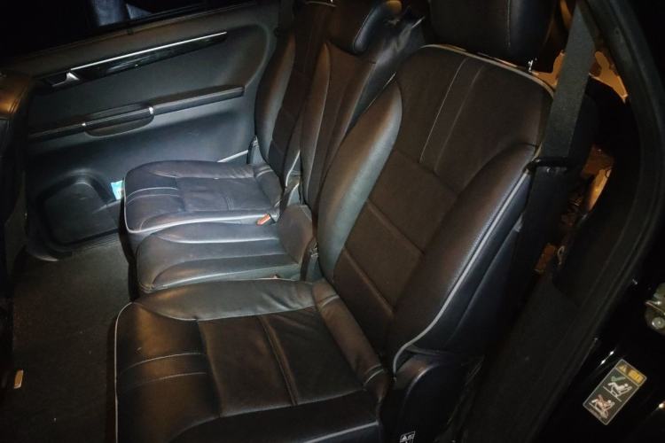 Used Mercedes-Benz R-Class 2017 R 320 4MATIC Business Edition Prestige Model Left Rear Seat
