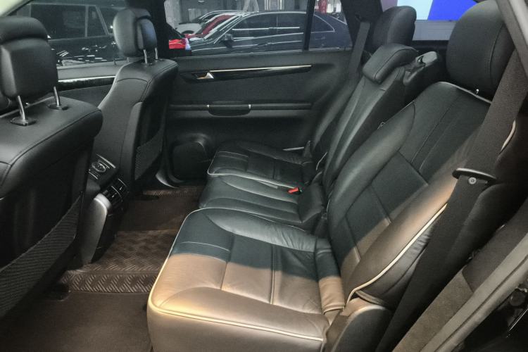 Used Mercedes-Benz R-Class 2017 R 320 4MATIC Business Edition Prestige Model Left Rear Seat