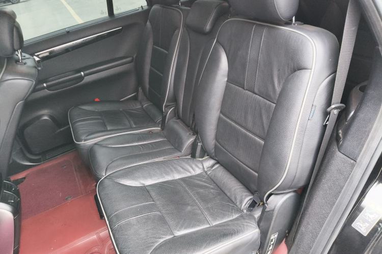 Used Mercedes-Benz R-Class 2017 R 320 4MATIC Business Edition Prestige Model Left Rear Seat