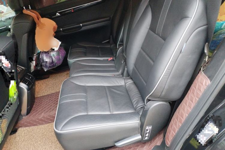 Used Mercedes-Benz R-Class 2017 R 320 4MATIC Business Edition Prestige Model Left Rear Seat