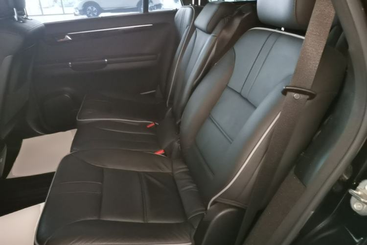 Used Mercedes-Benz R-Class 2017 R 320 4MATIC Business Edition Prestige Model Left Rear Seat