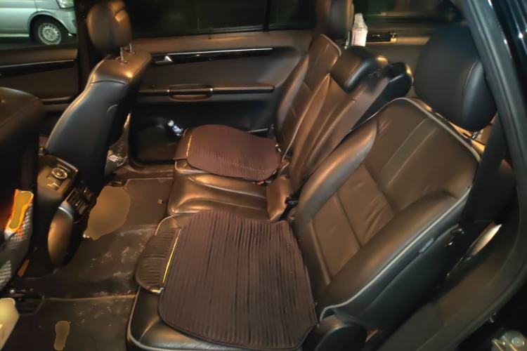 Used Mercedes-Benz R-Class 2017 R 320 4MATIC Business Edition Prestige Model Left Rear Seat
