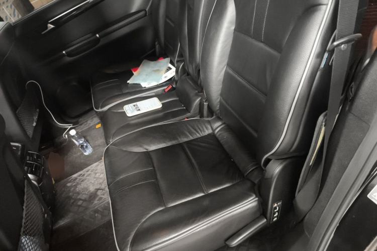 Used Mercedes-Benz R-Class 2017 R 320 4MATIC Business Edition Prestige Model Left Rear Seat