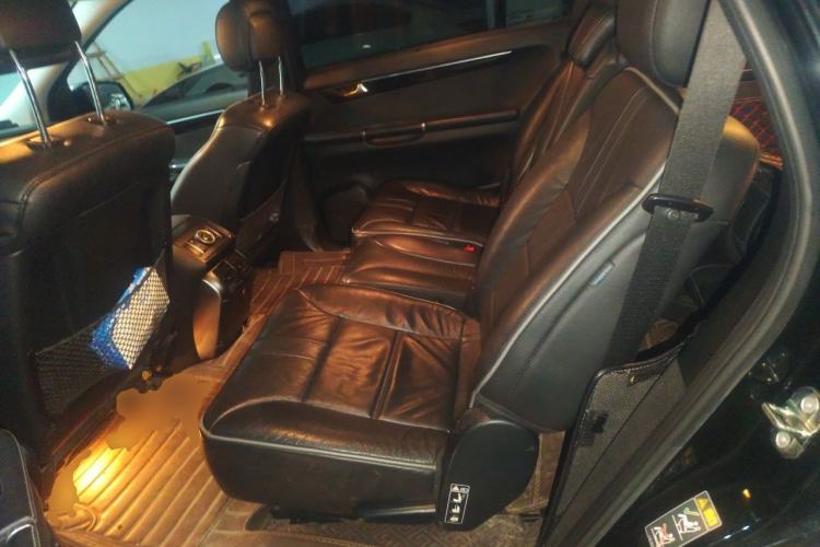 Used Mercedes-Benz R-Class 2017 R 320 4MATIC Business Edition Prestige Model Left Rear Seat