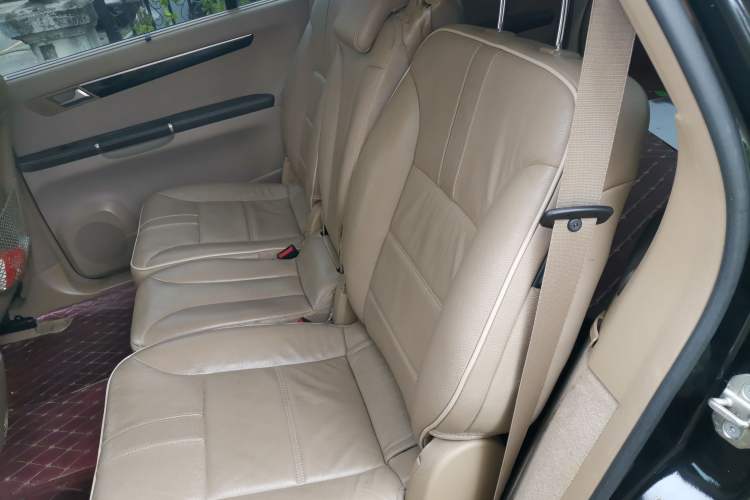 Used Mercedes-Benz R-Class 2017 R 320 4MATIC Business Edition Prestige Model Left Rear Seat