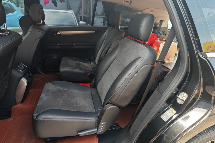 Used Mercedes-Benz R-Class 2017 R 320 4MATIC Business Edition Prestige Model Left Rear Seat