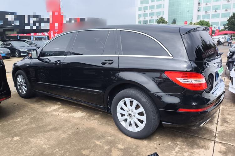 Used Mercedes-Benz R-Class 2017 R 320 4MATIC Business Edition Prestige Model Left Side