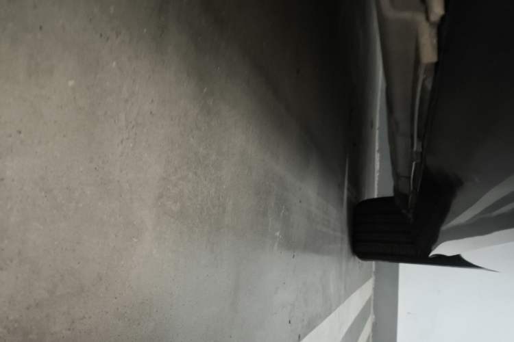 Used Mercedes-Benz R-Class 2017 R 320 4MATIC Business Edition Prestige Model Left Side Sill
