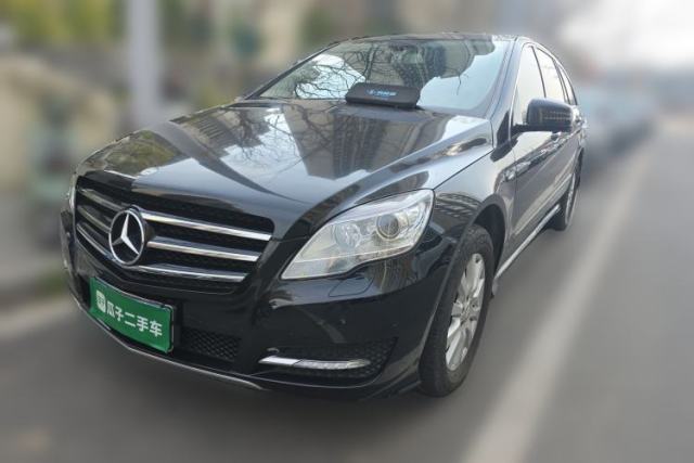 Used Mercedes-Benz R-Class 2017 R 320 4MATIC Business Edition Prestige Model