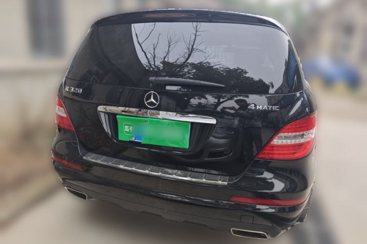 Used Mercedes-Benz R-Class 2017 R 320 4MATIC Business Edition Prestige Model Rear