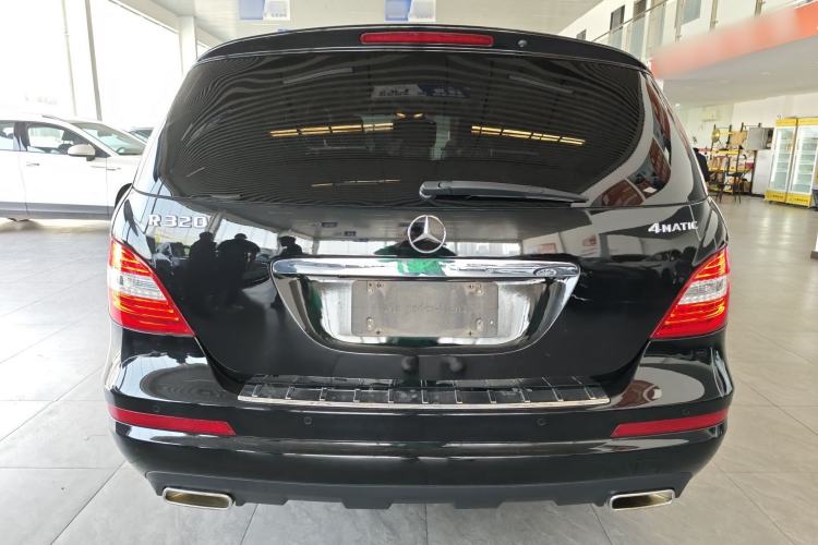Used Mercedes-Benz R-Class 2017 R 320 4MATIC Business Edition Prestige Model Rear
