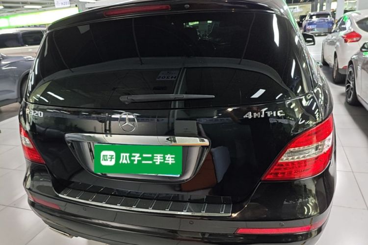 Used Mercedes-Benz R-Class 2017 R 320 4MATIC Business Edition Prestige Model Rear