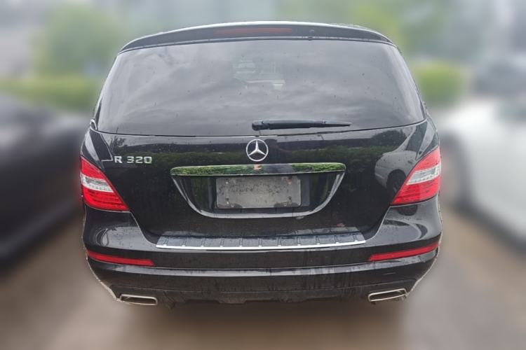 Used Mercedes-Benz R-Class 2017 R 320 4MATIC Business Edition Prestige Model Rear