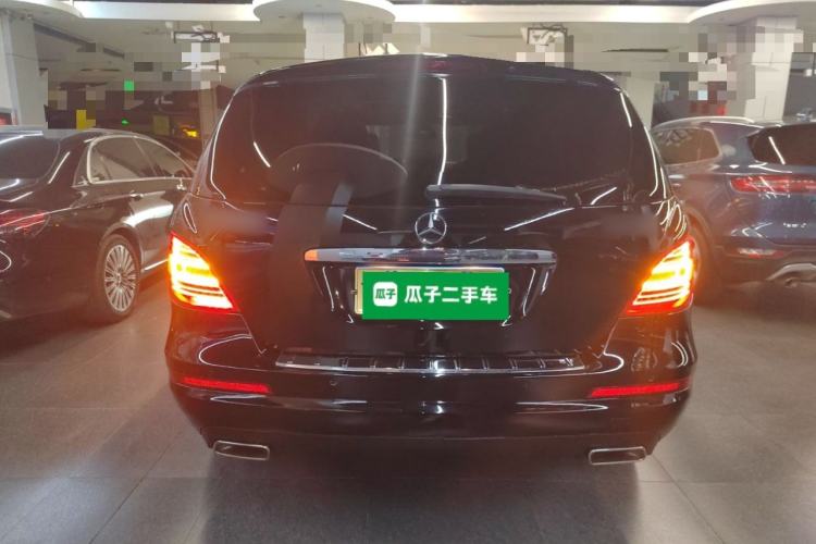 Used Mercedes-Benz R-Class 2017 R 320 4MATIC Business Edition Prestige Model Rear