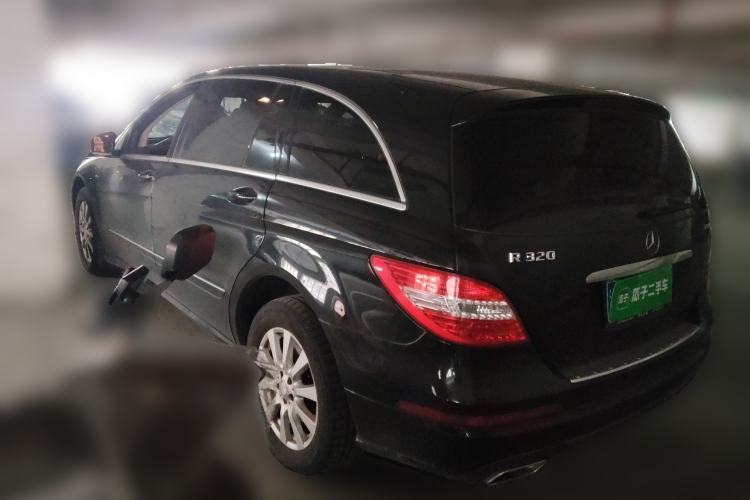 Used Mercedes-Benz R-Class 2017 R 320 4MATIC Business Edition Prestige Model Rear Left 45 Deg